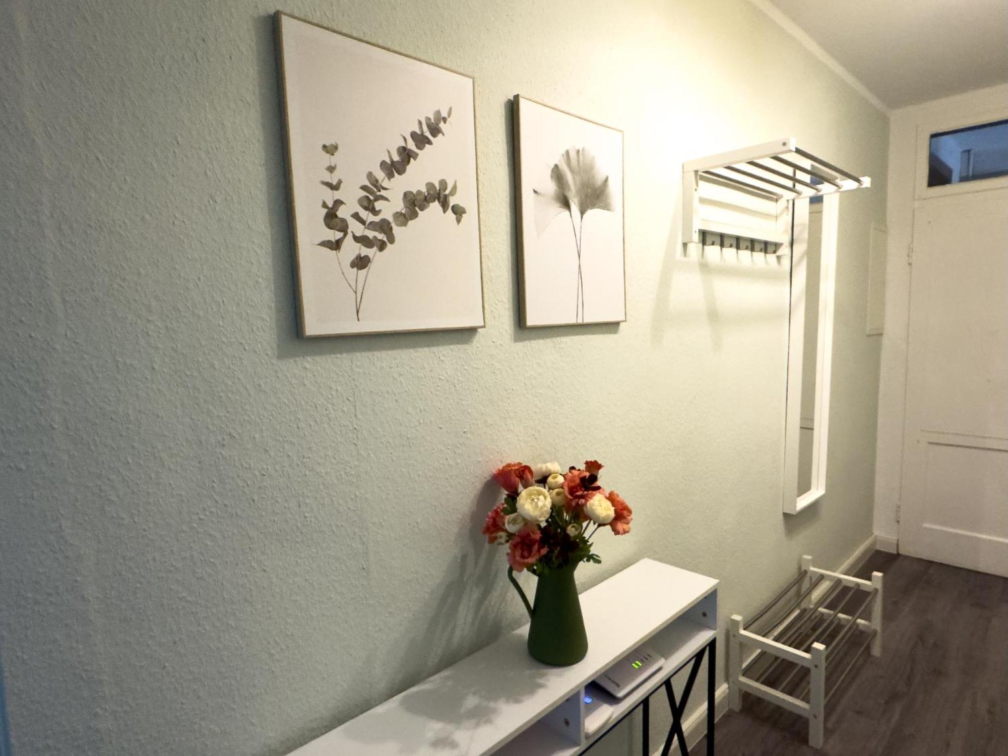 Wohnung Fuer 5 Gaeste Grosse Kueche Messe- Und Citynah Hannover Exterior photo
